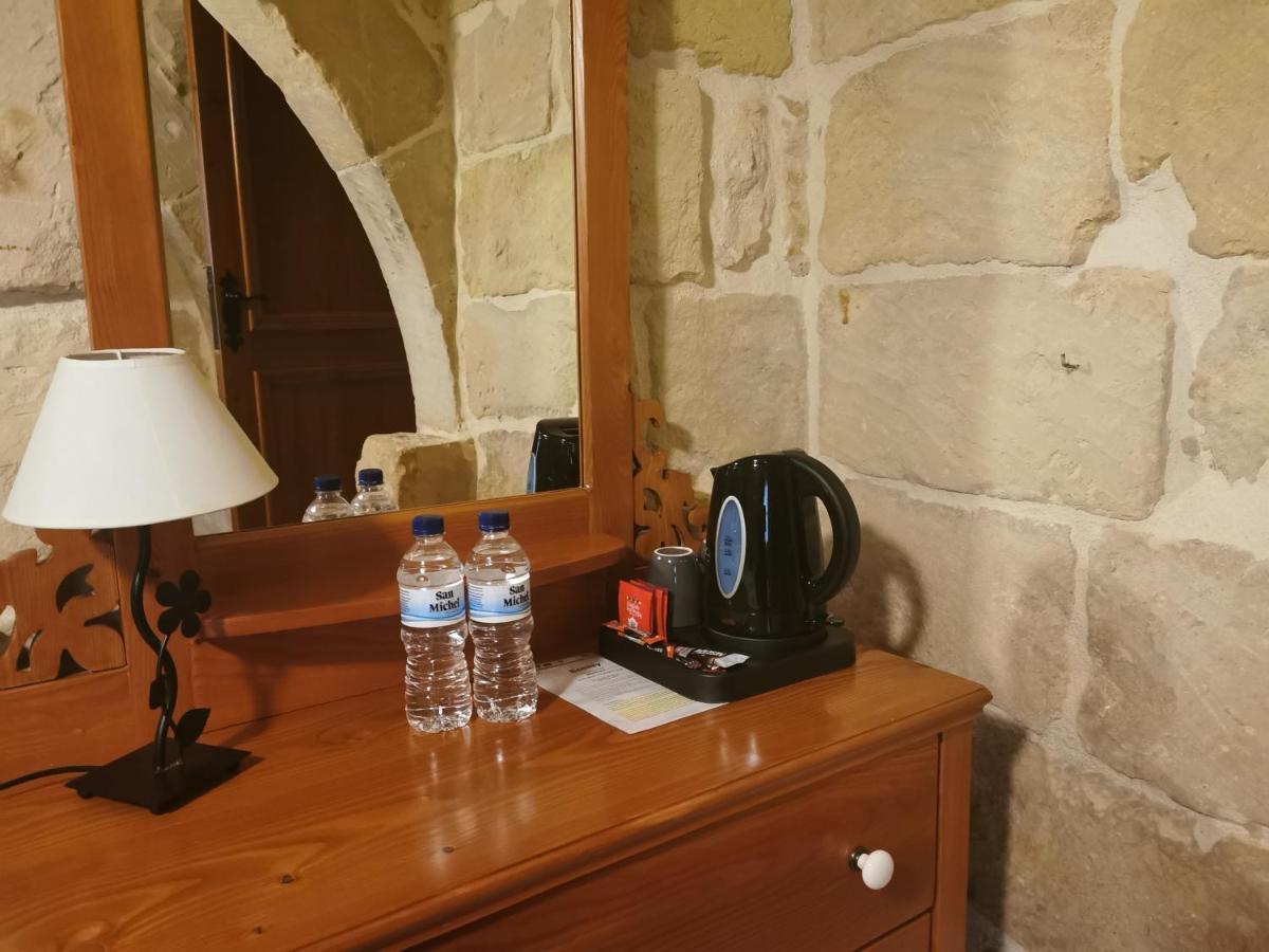 Bed And Breakfast "Selena" With Swim Pool Nadur Eksteriør bilde